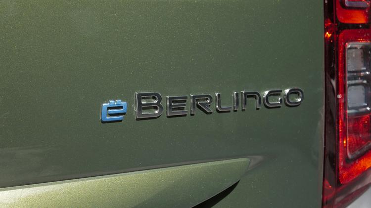 CITROEN BERLINGO DIESEL ESTATE 1.5 D 130 Plus M 5dr Auto